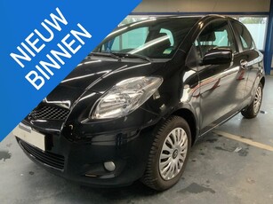 Toyota Yaris 1.0 VVTi Acces