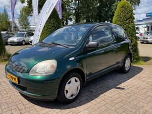 Toyota Yaris 1.3-16V VVT-I LUNA