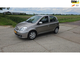 Toyota Yaris 1.3 VVT-i Sol/ automaat/ airco/