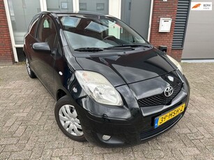 Toyota Yaris 1.3 VVTi Dynamic / Airco / LM / NAP / AUX