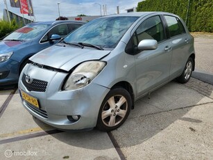 Toyota Yaris 1.3 VVTi Sol