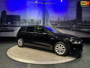 Volkswagen Golf 1.0 TSI Connected Series