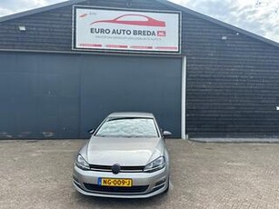 Volkswagen GOLF 1.4 TSI ACT Connected Series