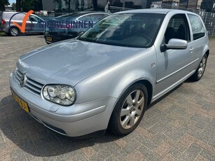 Volkswagen Golf 2.0 Pacific NIEUWE APK !!!!! (bj 2003)