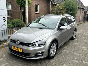 Volkswagen GOLF Variant 1.0 TSI Business Edition Connected