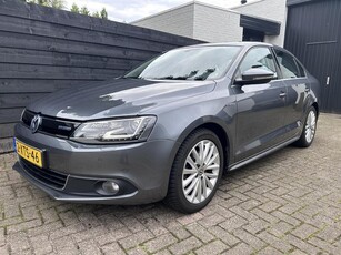 Volkswagen Jetta 1.4 TSI Hybrid Highline, Navi, Xenon