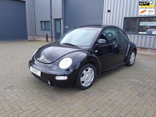 Volkswagen New Beetle 2.0 Highline hele nette auto ACTIE