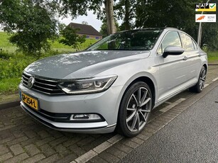 Volkswagen Passat 2.0 TDI Highline panoramadak, full led