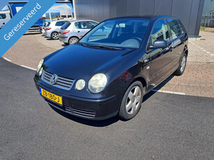 Volkswagen POLO 1.2i Atlantic GERESERVEERD!!!!!!!!!!!!