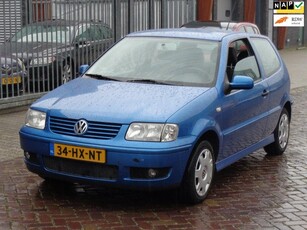 Volkswagen Polo 1.4-16V Trendline Nwe Apk Stuurbekr.