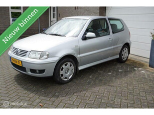 Volkswagen Polo 1.4 met nieuwe APK !