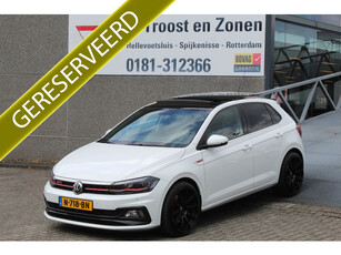 Volkswagen Polo 2.0 TSI GTI Automaat/Panoramadak/Apple carplay/Digi dash/Navigatie/Cruise control adaptief/Climate control/Stoelverwarming/Led d