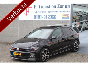 Volkswagen Polo 2.0 TSI GTI Automaat/Panoramadak/Apple carplay/Navigatie/Digi dash/Cruise control/Airco-Clima/Stoelverwarming/Alcantara stoelen/