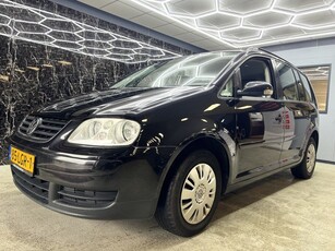 Volkswagen Touran 1.6-16V FSI (bj 2003, automaat)