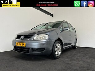 Volkswagen Touran 1.6-16V FSI Business (bj 2006)