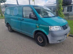 Volkswagen Transporter 1.9 TDI 300 MHD (bj 2004)