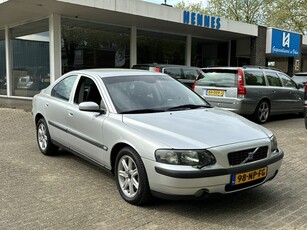 Volvo S60 2.4 170pk Edition Leder (bj 2004)