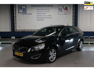 Volvo V60 1.6 T3 Summum / Full Options ! ! !