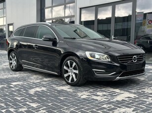 Volvo V60 2.4 D6 AWD Plug-In Hybrid Summum (bj 2013)