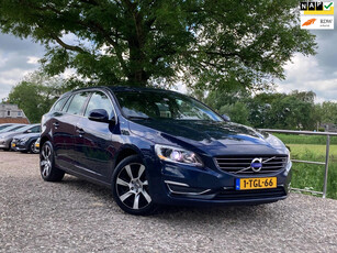 Volvo V60 2.4 D6 AWD Plug-In Hybrid Summum | Leder + Clima + Cruise nu € 10.975,-!!!