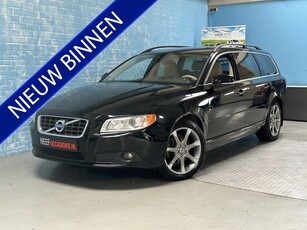 Volvo V70 2.0 T5 Momentum Clima/ Navi / Cruise / Trekhaak