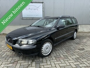 Volvo V70 2.4 VERKOCHT 170pk Automaat 2001 / Leer /