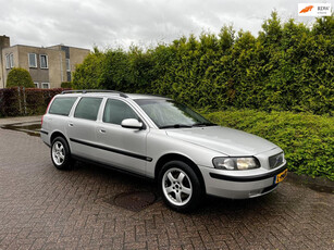 Volvo V70 2.4 T AWD 4X4 YOUNGTIMER Trekhaak