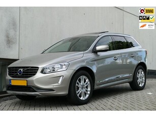 Volvo XC60 3.2 6-cil Summum Facelift 243pk Panodak Leder