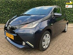 Toyota AYGO 1.0 VVT-i x-play Dealeronderhouden - 1e eig - NAP