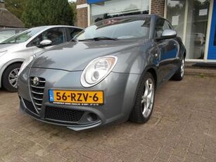 Alfa Romeo MITO 1.4i Distinctive NL-auto !!! Logische km's ! Mooie auto !