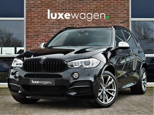 BMW X5 M50d 381pk grijs kenteken Pano HUD H/K Trekh 20inch