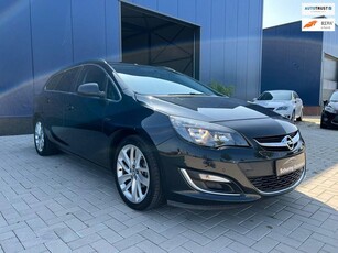 Opel Astra Sports Tourer 1.4 Turbo Design Edition /