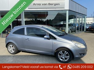 Opel Corsa 1.4-16V Business, airco, cruisecontrol, trekhaak.