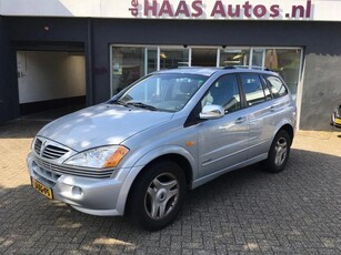 SsangYong Kyron M 200 Xdi s 4WD / CLIMA / AUTOMATIC / 4