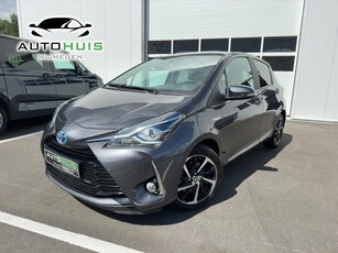 Toyota Yaris 1.5 Hybrid Executive Panoramadak