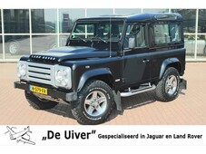 Land Rover Defender 2.4 TD 90 SW SVX 60th Anniversary „De Uiver” Special