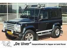 Land Rover Defender 2.4 TD 90 SW SVX 60th Anniversary „De Uiver” Special