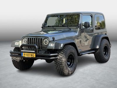 Jeep Wrangler 4.0i Hardtop custom automaat airco