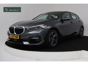 BMW 1-serie 118i Executive Edition Automaat (NAVIGATIE, STOELV, CRUISE, PDC, NL-AUTO, DEALER ONDERHOUDEN)