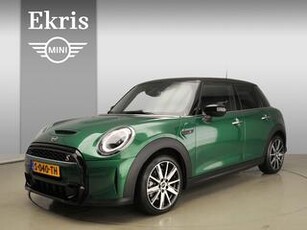 Mini COOPER S 5-deurs Automaat / Sportstoelen / Camera / LED / Navigatie / PDC / Alu wielen 17 inch