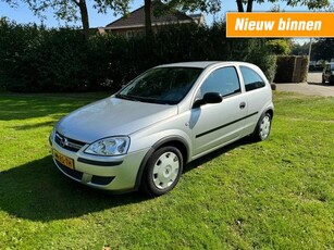 Opel Corsa 1.2 cool edition - airco eerste eigenaar in zeer nette staat