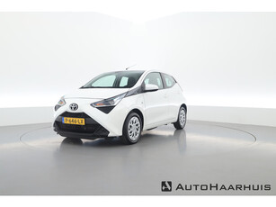 Toyota Aygo 1.0 VVT-i x-play | Navi by App | Camera | Airco | DAB