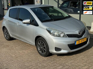 Toyota Yaris 1.0 VVT-i Aspiration/Navi/Camera.