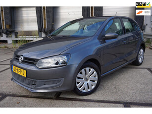 Volkswagen Polo 1.4-16V Comfortline * Dist set. vervangen * Cruise * Airco *