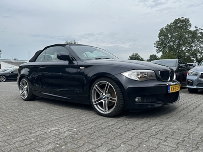 BMW 1-SERIE Cabrio 120d Exclusive Edition KETTING GEBROKEN*M-SPORT ***RHD*** *VOLLEDER | ECC | PDC | CRUISE*