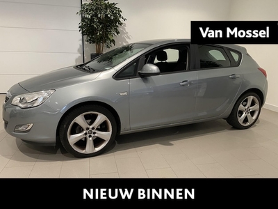 Opel Astra Benzine