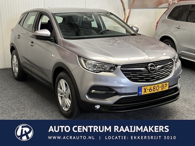 Opel Grandland Benzine