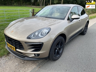 Porsche Macan Benzine