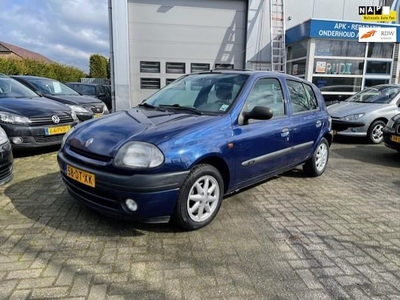 Renault Clio Benzine