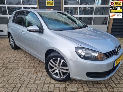 Volkswagen Golf 1.4 TSI Trendline ,lage km ,leuke